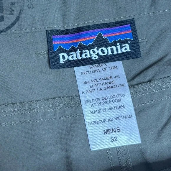 Patagonia Green Cargo Capris Pants Mens size 32 Outdoor hiking - Picture 3 of 6